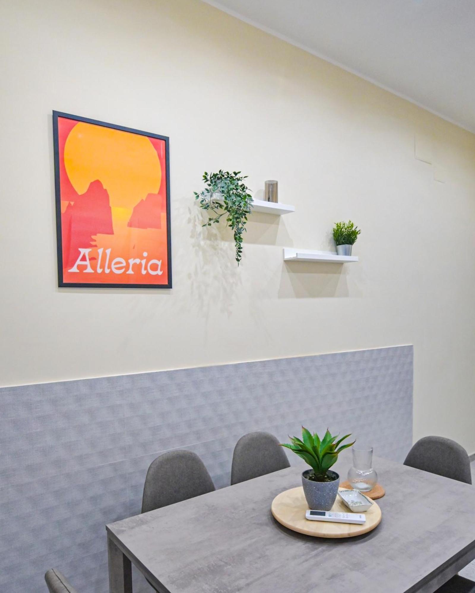 Cozy Central Residence Napoli Esterno foto