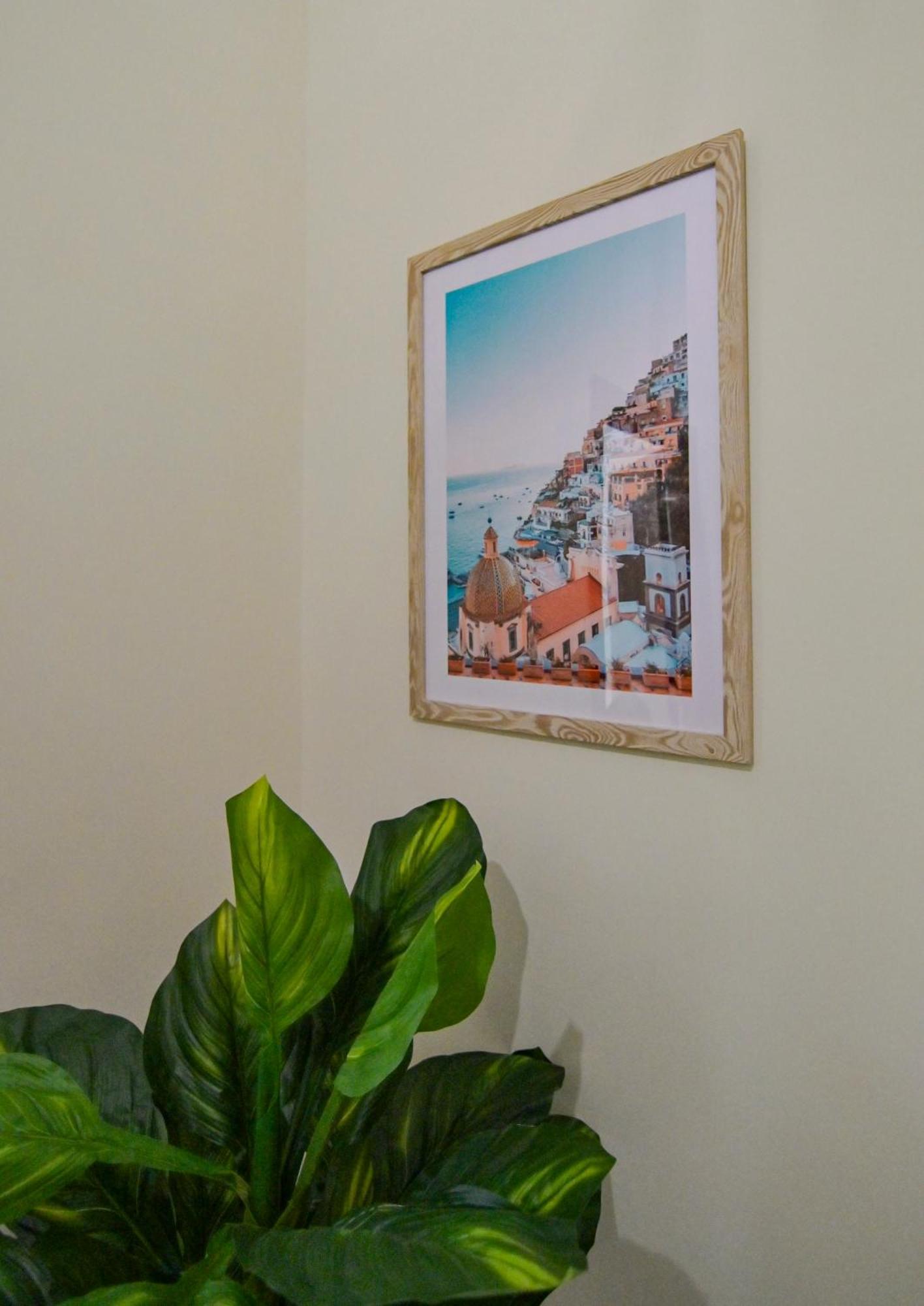 Cozy Central Residence Napoli Esterno foto