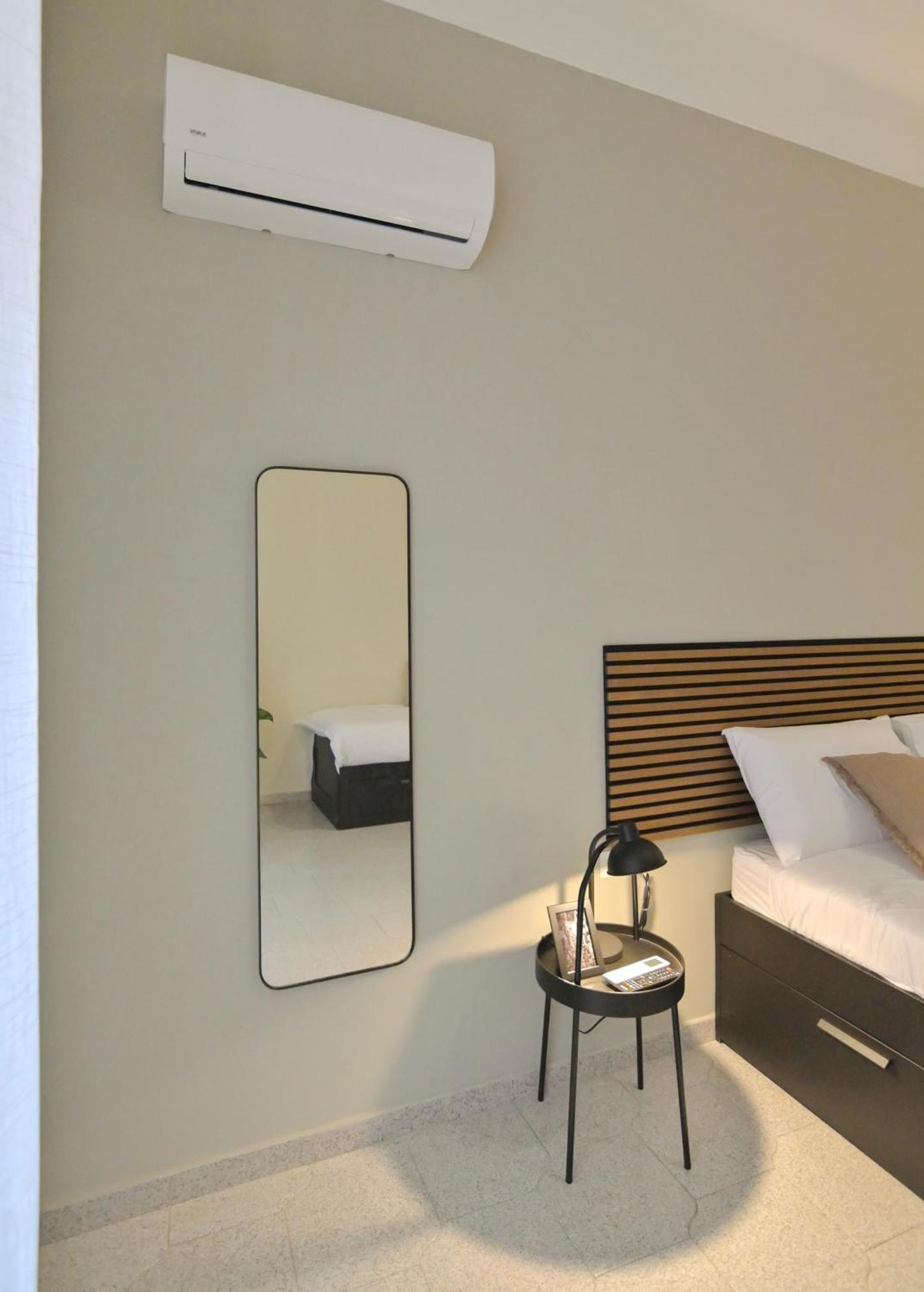 Cozy Central Residence Napoli Esterno foto