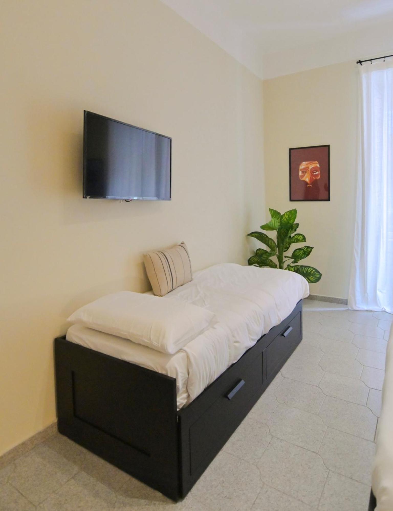 Cozy Central Residence Napoli Esterno foto