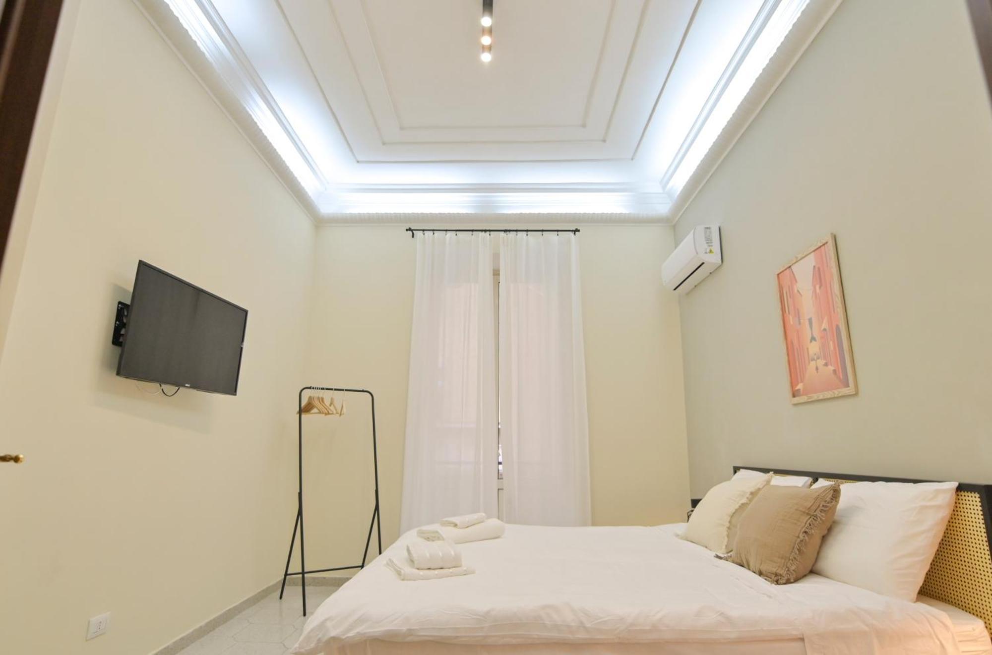 Cozy Central Residence Napoli Esterno foto