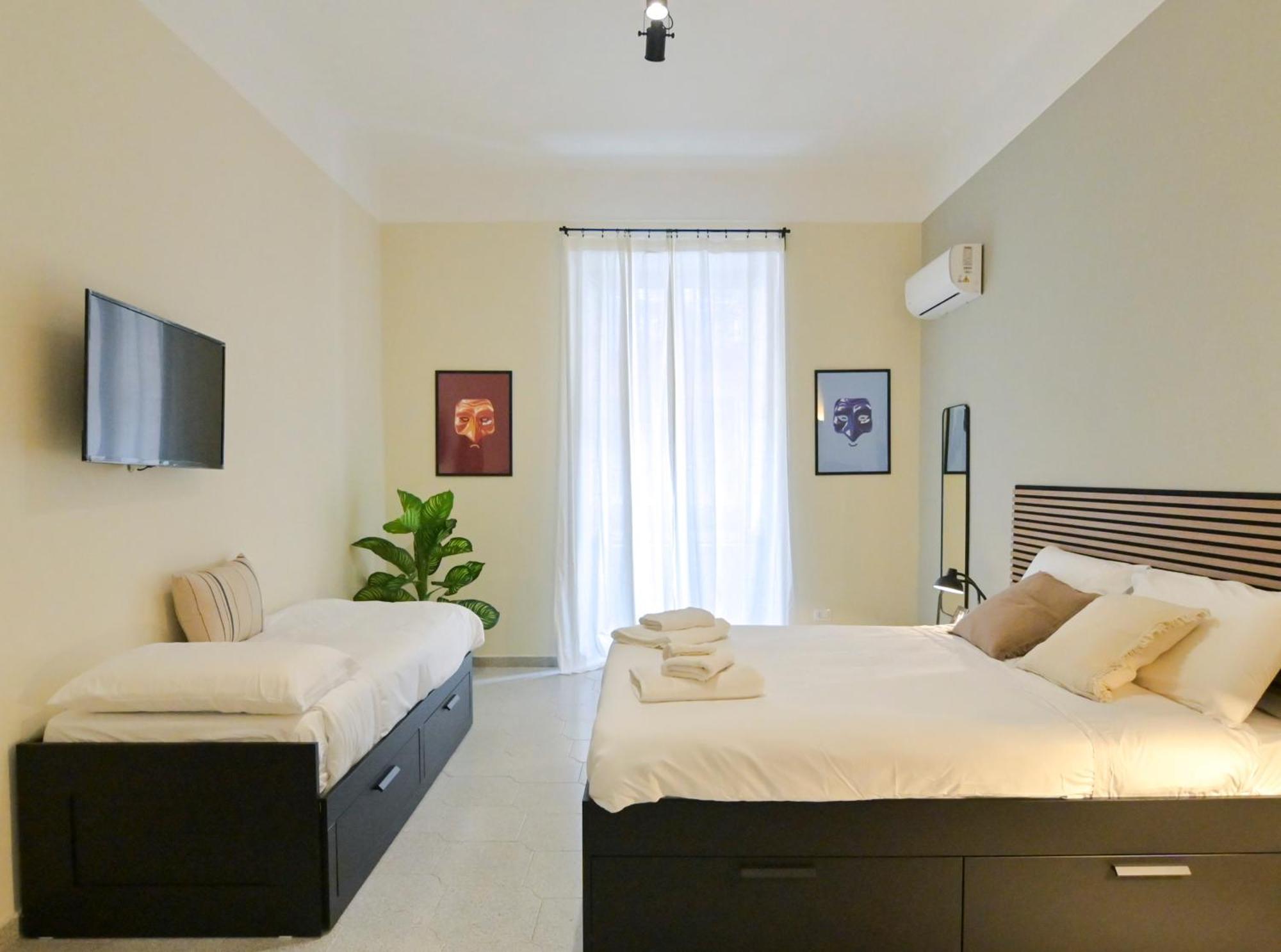Cozy Central Residence Napoli Esterno foto